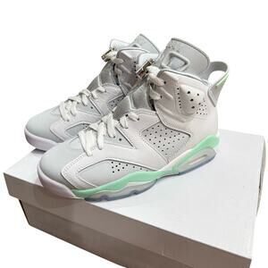 NIB Air Jordan 6 retro white pure platinum mint foam sz 5.5